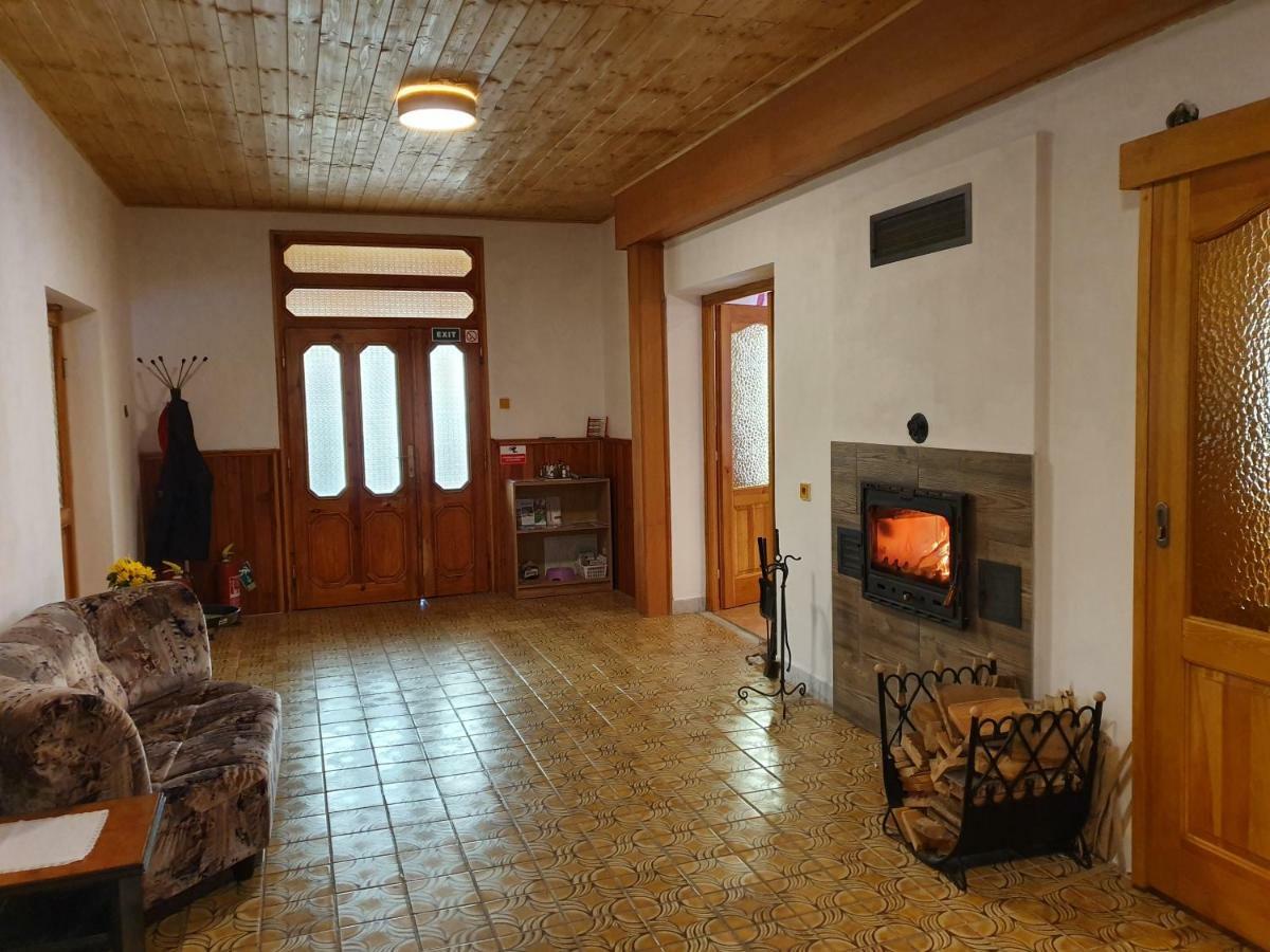 Hôtel Rs Bernov Zatisi à Nejdek Extérieur photo
